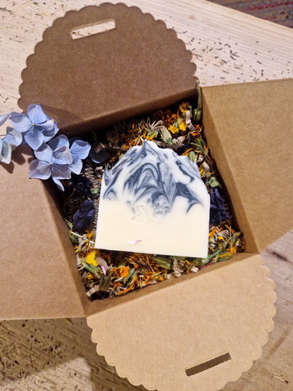 Le coffret Savon Miel, Charbon Végétal & Menthe Poivrée