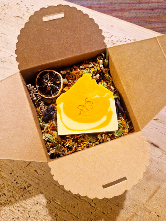 Le coffret Savon Miel, Poudre de Roucou & Agrumes